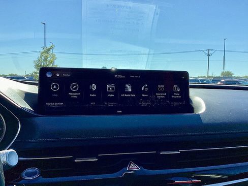 Used 2023 Genesis G80 2.5T image 13