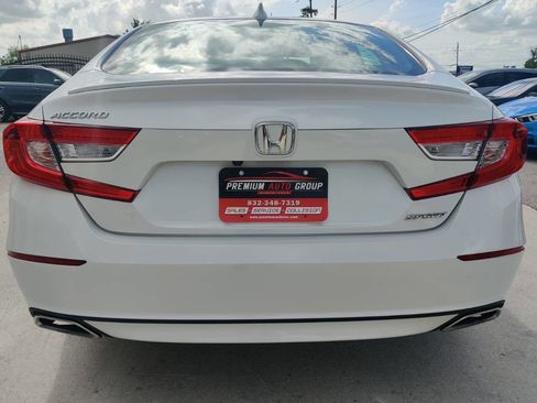 Used 2020 Honda Accord Sport image 3