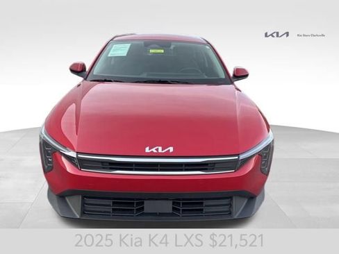 Used 2025 Kia K4 LXS image 3