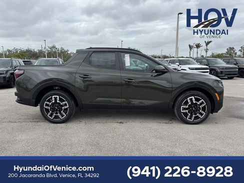 New 2025 Hyundai Santa Cruz Limited image 3