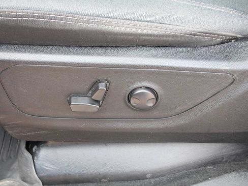 Used 2022 RAM 1500 Big Horn AWD/4WD image 26