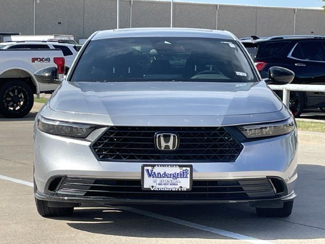 Used 2025 Honda Accord Sport image 7