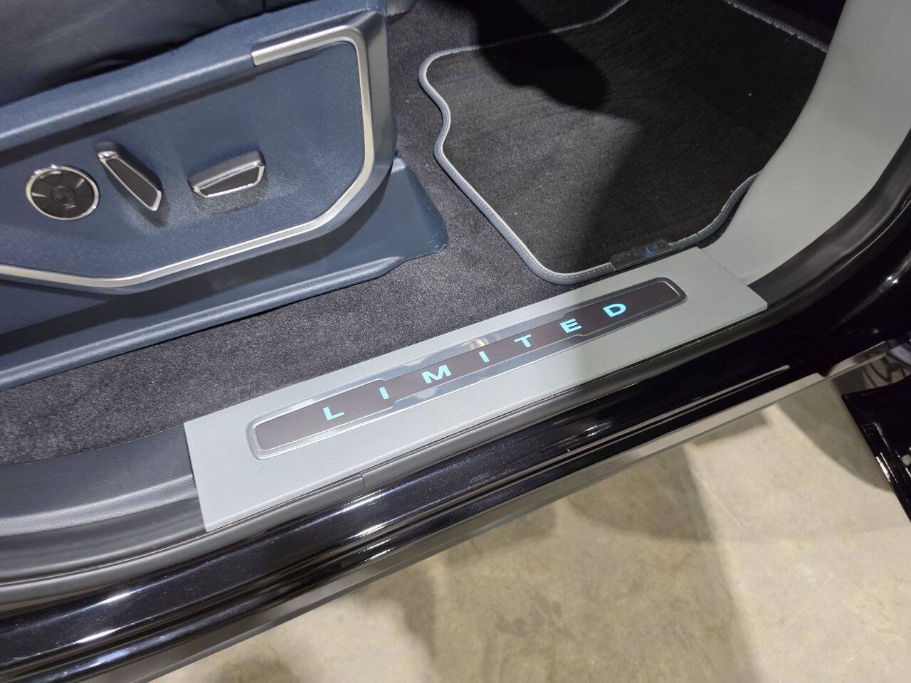 Used 2025 Ford F150 XL AWD/4WD image 45