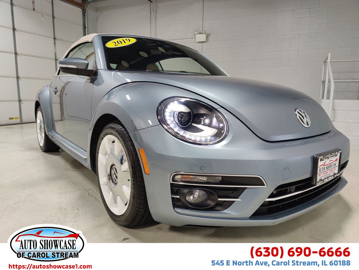 Used 2019 Volkswagen Beetle 2.0T Final Edition SEL FWD image 1