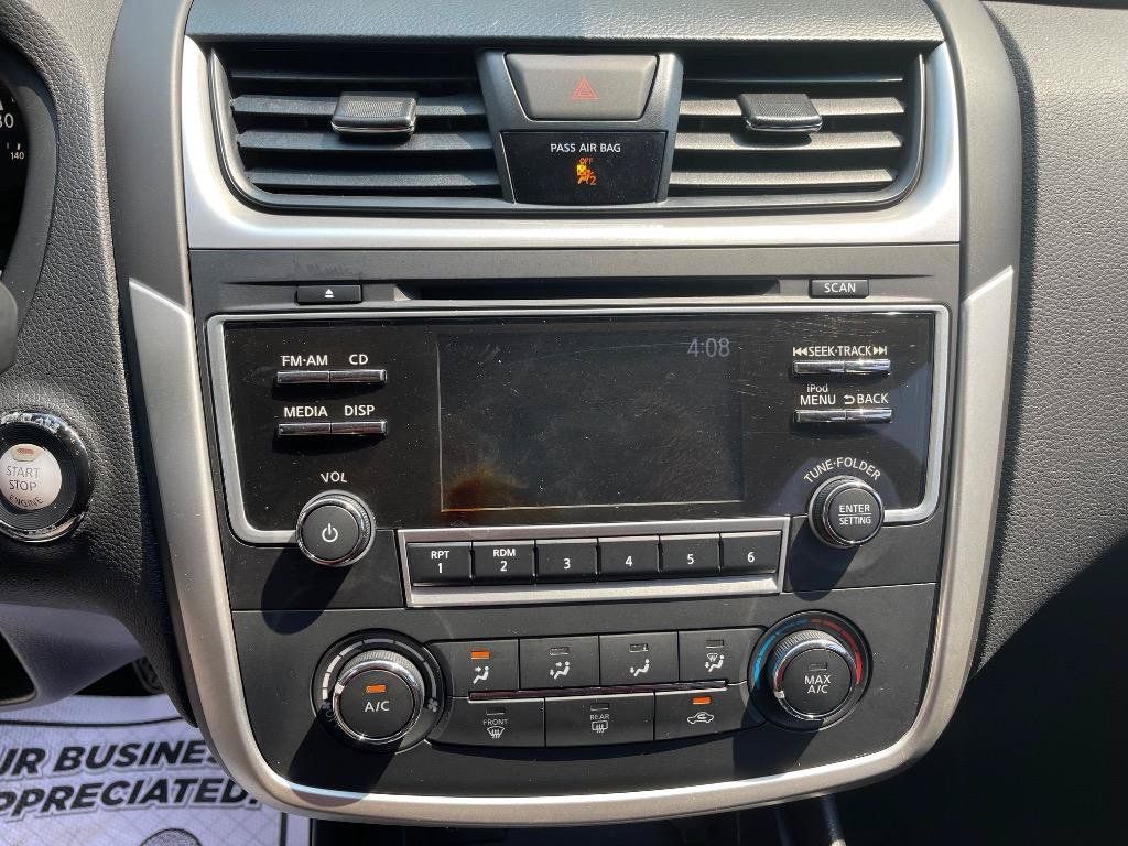 Used 2017 Nissan Altima 2.5 SR w/ Midnight Edition Package FWD image 27
