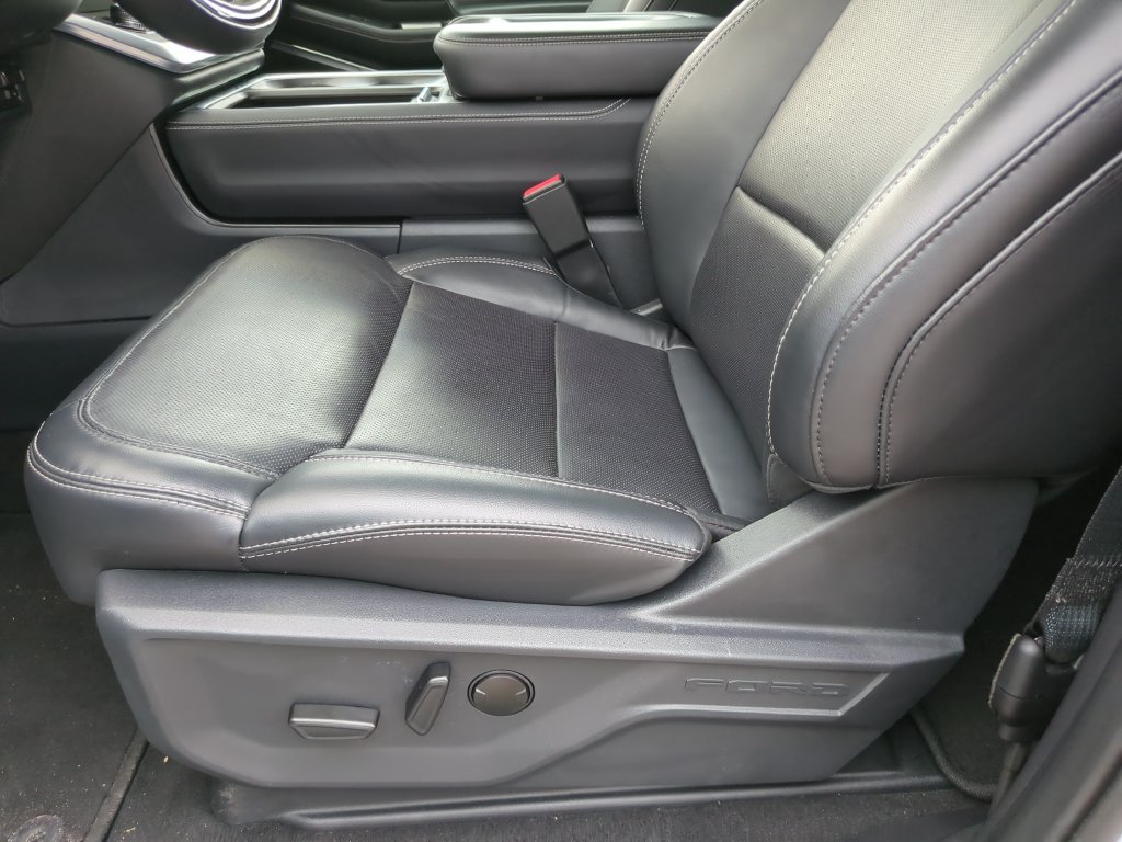 Certified 2025 Ford Expedition Platinum AWD/4WD image 24