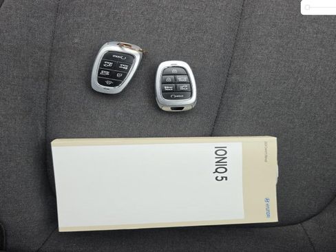 Used 2024 Hyundai Ioniq 5 SEL RWD image 10