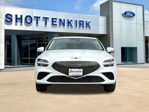 Used 2025 Genesis G70 2.5T image 2