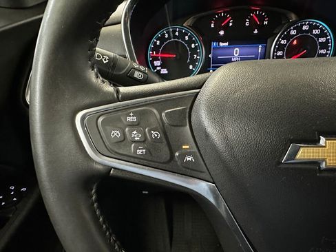 Used 2022 Chevrolet Equinox LT image 8