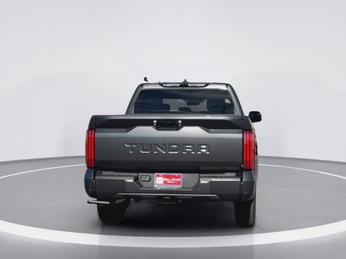 Used 2026 Toyota Tundra Limited AWD/4WD image 7