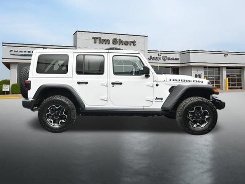 Used 2022 Jeep Wrangler Unlimited Rubicon 4xe AWD/4WD image 6
