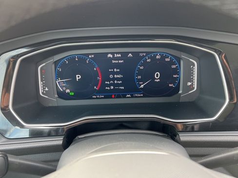 Used 2024 Volkswagen Jetta SEL image 16