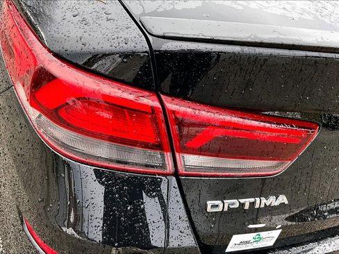 Used 2019 Kia Optima S w/ S Panoramic Sunroof Package image 28