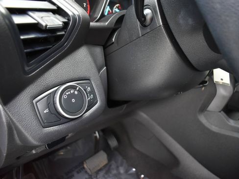 Used 2019 Ford Escape S FWD image 41