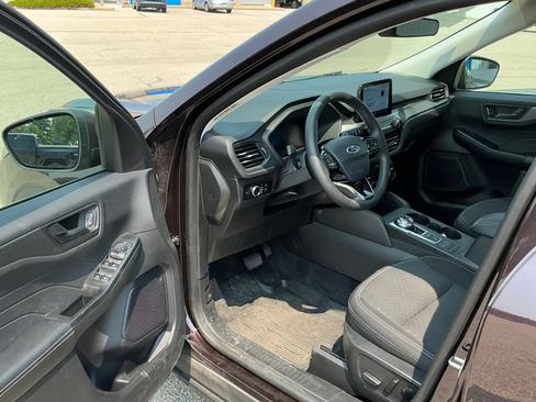 Used 2023 Ford Escape Active AWD/4WD image 6