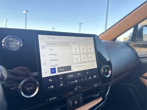 Used 2022 Lexus NX 250 FWD image 16