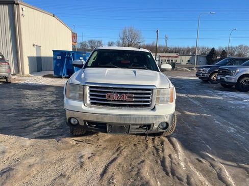 Used 2008 GMC Sierra 1500 SLE w/ All-Terrain Package image 2