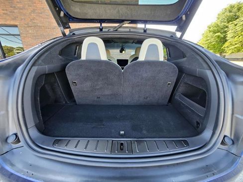 Used 2023 Tesla Model X image 70