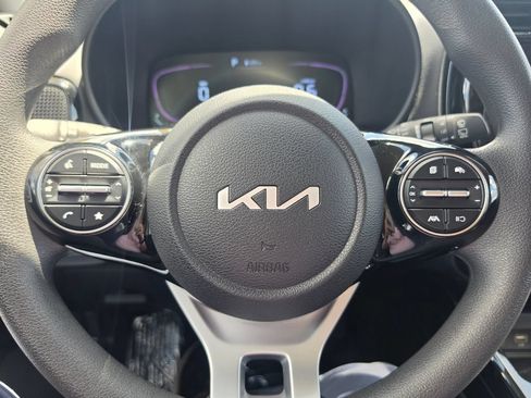 Certified 2024 Kia Soul S FWD image 17
