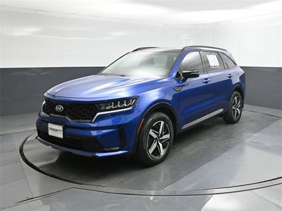 Used 2021 Kia Sorento S w/ Panoramic Sunroof Package