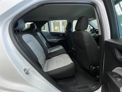Used 2021 Chevrolet Equinox LS w/ LPO, Cargo Package FWD image 28