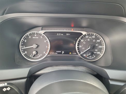 Used 2025 Nissan Pathfinder S image 25