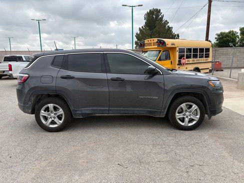 Used 2024 Jeep Compass Sport AWD/4WD image 5