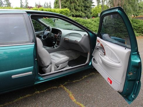 Used 1997 Mercury Cougar XR7 image 13