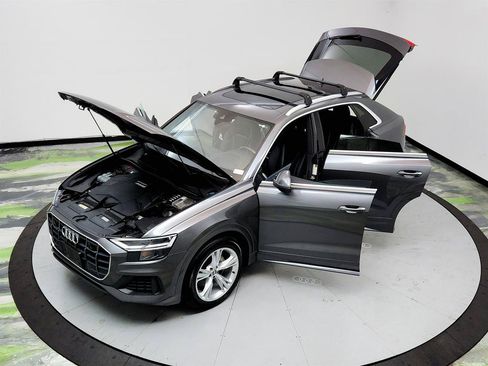 Used 2019 Audi Q8 Premium Plus w/ Premium Plus AWD/4WD image 37