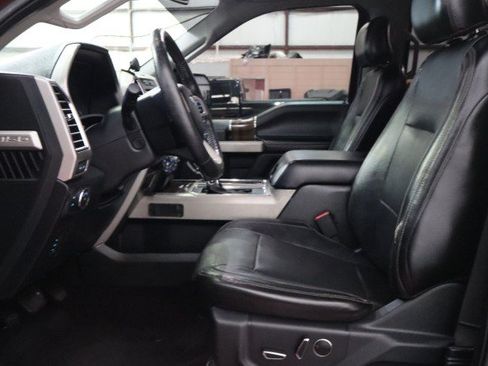 Used 2016 Ford F150 Lariat w/ Equipment Group 502A Luxury AWD/4WD image 6