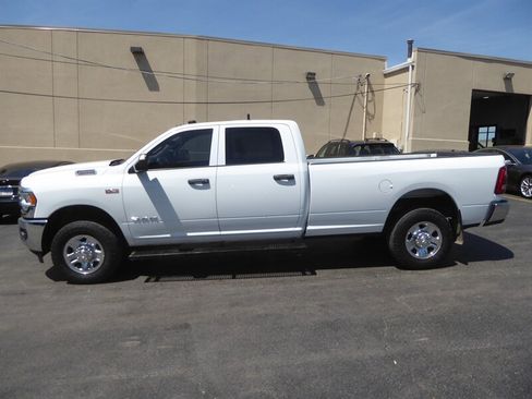Used 2022 RAM 2500 Tradesman w/ Safety Group AWD/4WD image 4
