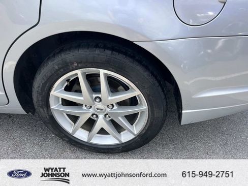 Used 2010 Ford Fusion SEL FWD image 11