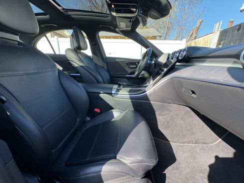 Used 2022 Mercedes-Benz C 300 4MATIC Sedan image 40