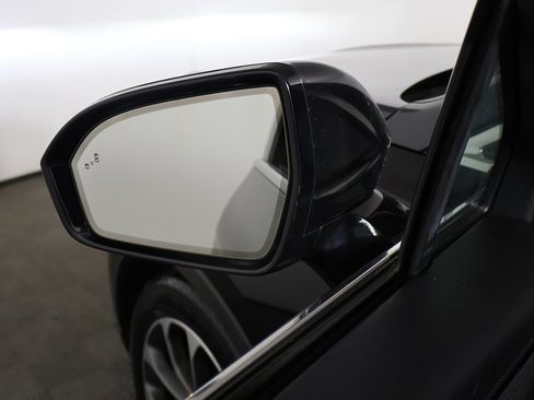 Used 2022 Lincoln Nautilus Reserve image 35