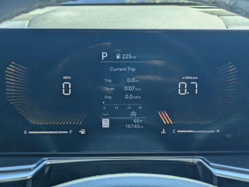 Used 2024 Kia Sorento S w/ Panoramic Sunroof Package image 30