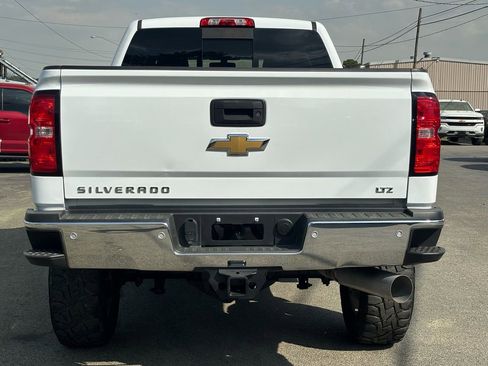 Used 2019 Chevrolet Silverado 2500 LTZ w/ Duramax Plus Package image 4