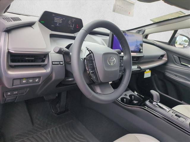 New 2027 Toyota Prius Limited FWD image 3