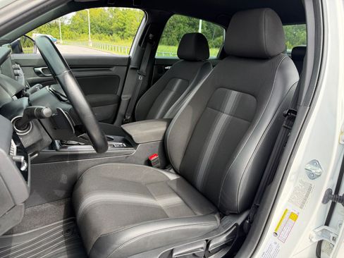 Certified 2022 Honda Civic Sport image 5