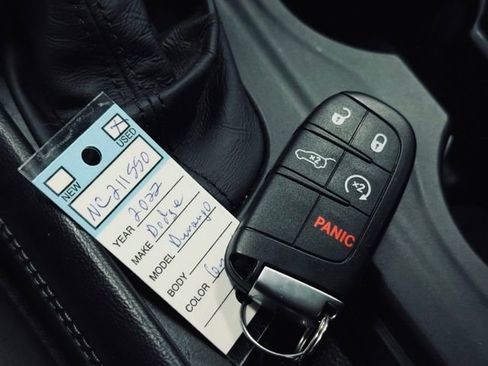 Used 2022 Dodge Durango GT image 40