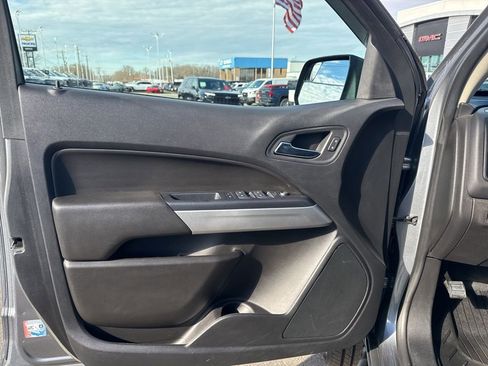 Used 2020 Chevrolet Colorado ZR2 w/ Colorado ZR2 Bison Edition image 25