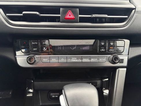 Used 2024 Kia Seltos EX image 25