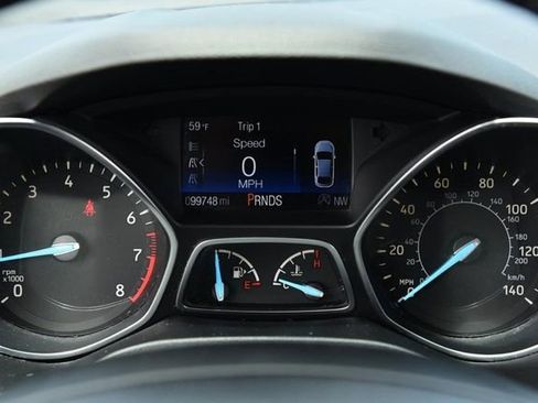 Used 2017 Ford Escape Titanium FWD image 12