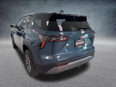 New 2026 Chevrolet Equinox LT FWD image 9