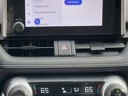 Used 2024 Toyota RAV4 XLE image 16