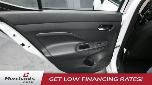 Used 2025 Nissan Versa SV FWD image 15