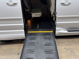Used 2016 Dodge Grand Caravan SE w/ Quick Order Package 29E SE video 1