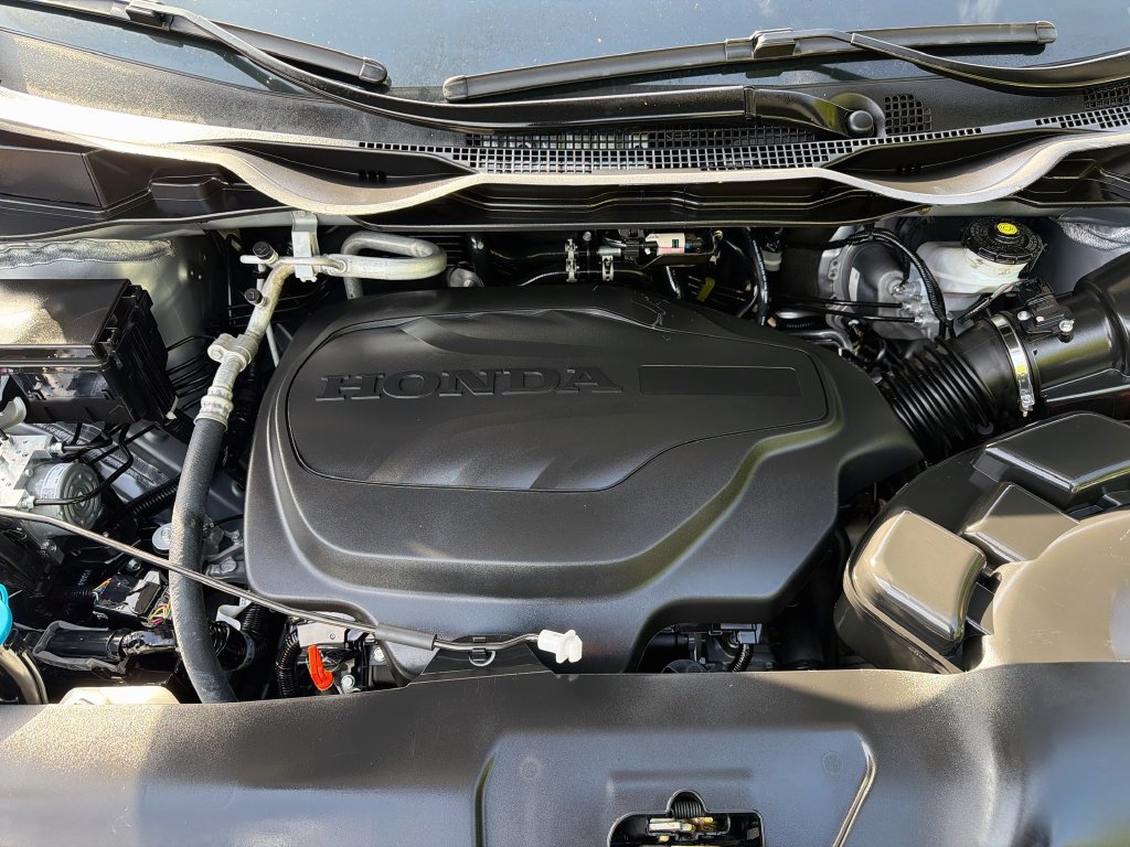 Certified 2025 Honda Odyssey Touring image 37
