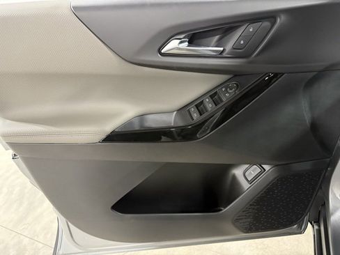 New 2026 Chevrolet Equinox LT image 7