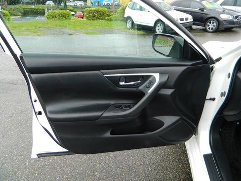 Used 2018 Nissan Altima 2.5 S w/ S Convenience Package image 20