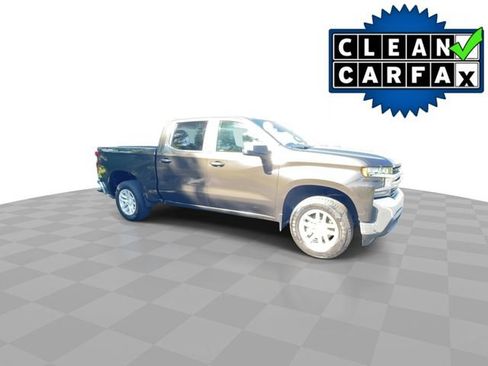 Used 2022 Chevrolet Silverado 1500 LT AWD/4WD image 2